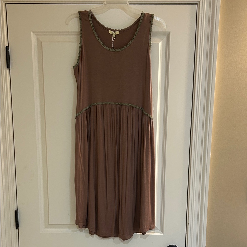 Sleeveless Brown Dress size Small